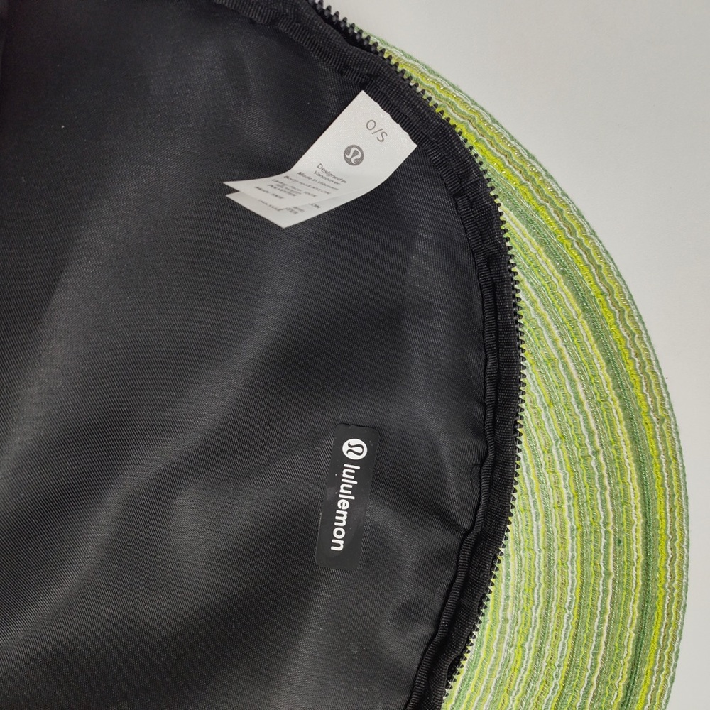 lululemon athletica Midnight Black Crossbody Bag - Picture 4 of 8